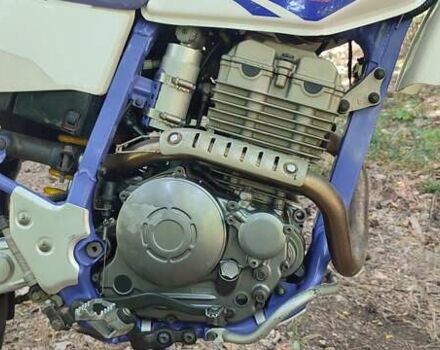 Белый Ямаха TT 250R, объемом двигателя 0 л и пробегом 18 тыс. км за 3500 $, фото 9 на Automoto.ua
