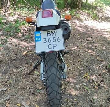 Белый Ямаха TT 250R, объемом двигателя 0 л и пробегом 18 тыс. км за 3500 $, фото 3 на Automoto.ua
