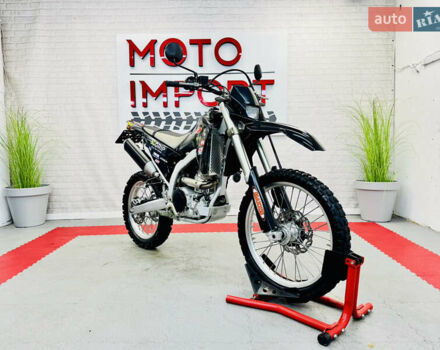 Чорний Ямаха WR 250F, об'ємом двигуна 0.25 л та пробігом 29 тис. км за 5400 $, фото 3 на Automoto.ua
