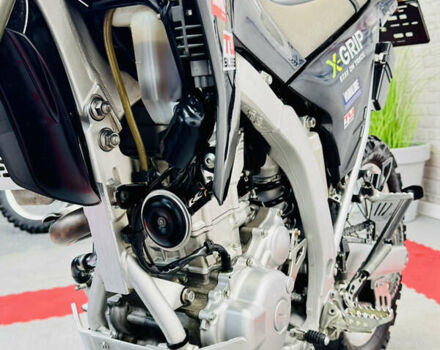 Чорний Ямаха WR 250F, об'ємом двигуна 0.25 л та пробігом 29 тис. км за 5400 $, фото 29 на Automoto.ua