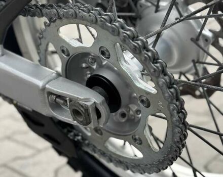 Синий Ямаха WR 250R, объемом двигателя 0.25 л и пробегом 27 тыс. км за 6799 $, фото 20 на Automoto.ua