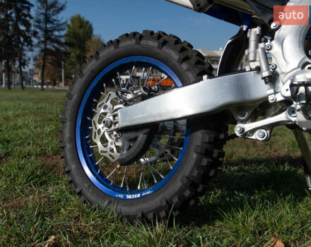 Синий Ямаха WR 450F, объемом двигателя 0 л и пробегом 1 тыс. км за 8850 $, фото 7 на Automoto.ua