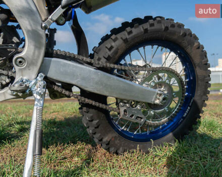 Синий Ямаха WR 450F, объемом двигателя 0 л и пробегом 1 тыс. км за 8850 $, фото 9 на Automoto.ua