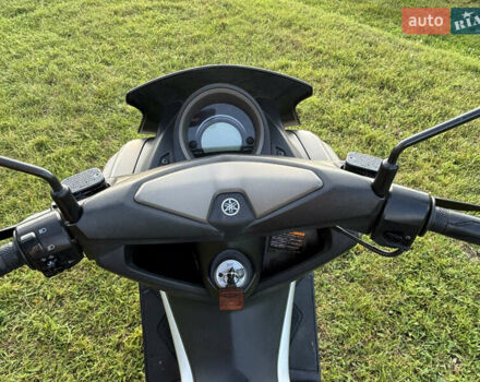 Ямаха X-Max 125, объемом двигателя 0.25 л и пробегом 41 тыс. км за 2000 $, фото 9 на Automoto.ua