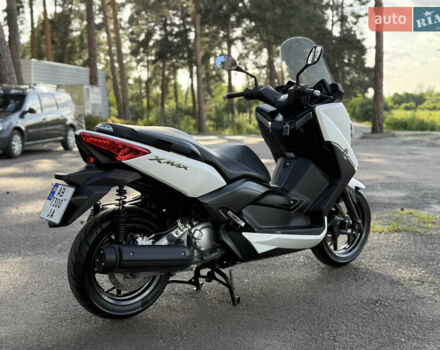 Белый Ямаха X-Max 250, объемом двигателя 0.25 л и пробегом 26 тыс. км за 4800 $, фото 7 на Automoto.ua
