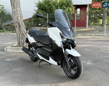 Белый Ямаха X-Max 250, объемом двигателя 0.25 л и пробегом 26 тыс. км за 4800 $, фото 4 на Automoto.ua