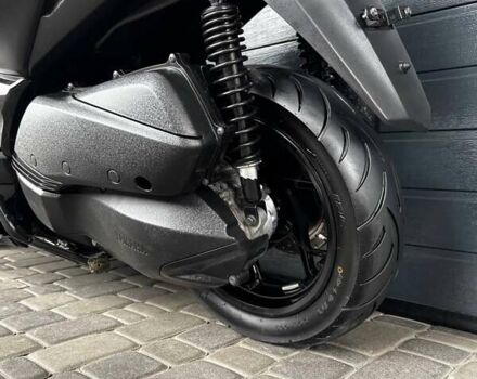 Черный Ямаха X-Max 250, объемом двигателя 0.25 л и пробегом 31 тыс. км за 3800 $, фото 9 на Automoto.ua