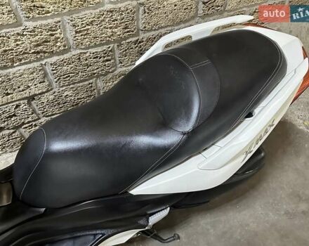 Ямаха X-Max 250, объемом двигателя 0 л и пробегом 22 тыс. км за 3800 $, фото 7 на Automoto.ua