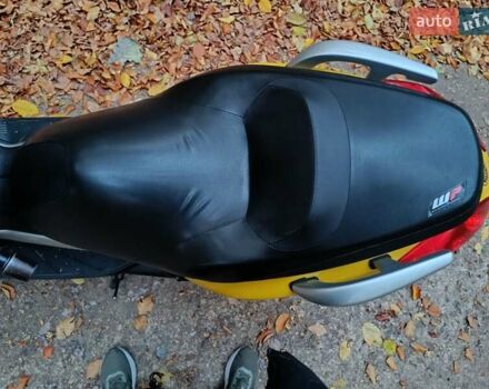 Жовтий Ямаха X-Max 250, об'ємом двигуна 0.25 л та пробігом 61 тис. км за 1850 $, фото 5 на Automoto.ua