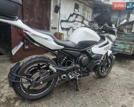 Белый Ямаха XJ6, объемом двигателя 0.6 л и пробегом 21 тыс. км за 5500 $, фото 3 на Automoto.ua