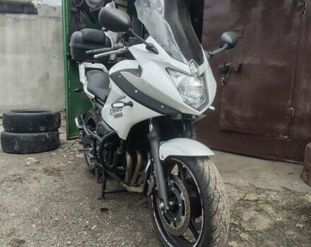 Белый Ямаха XJ6, объемом двигателя 0.6 л и пробегом 21 тыс. км за 5500 $, фото 5 на Automoto.ua