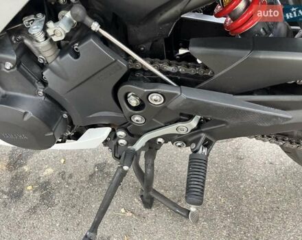 Белый Ямаха XJ6, объемом двигателя 0.6 л и пробегом 61 тыс. км за 4800 $, фото 8 на Automoto.ua