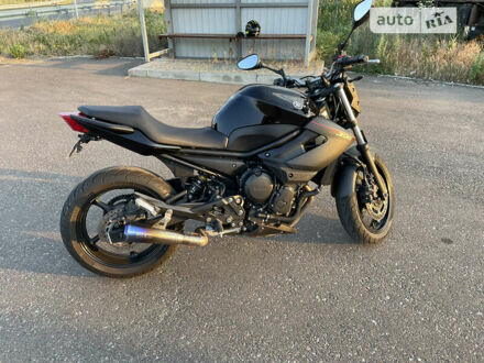 Черный Ямаха XJ6, объемом двигателя 0.6 л и пробегом 23 тыс. км за 5400 $, фото 1 на Automoto.ua