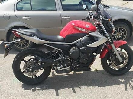 Ямаха XJ6 2010 в Полтаве на Automoto.ua Красный Ямаха XJ6, объемом двигателя 0.6 л и пробегом 38 тыс. км за 4800 $, фото 1 на Automoto.ua