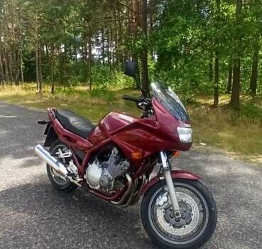 Красный Ямаха XJ 900, объемом двигателя 0 л и пробегом 580 тыс. км за 3200 $, фото 19 на Automoto.ua