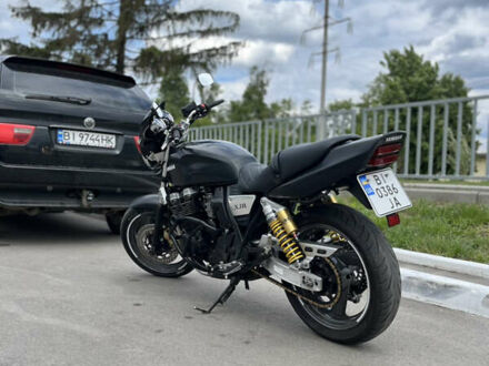 Ямаха XJR 400 1996 у Полтаві на Automoto.ua Чорний Ямаха XJR 400, об'ємом двигуна 0.4 л та пробігом 85 тис. км за 3100 $, фото 1 на Automoto.ua