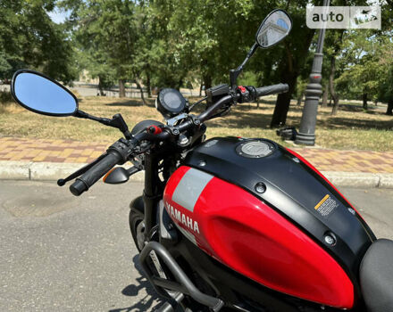 Ямаха XSR 2018 в Одессе на Automoto.ua Красный Ямаха XSR, объемом двигателя 0.9 л и пробегом 3 тыс. км за 10499 $, фото 33 на Automoto.ua