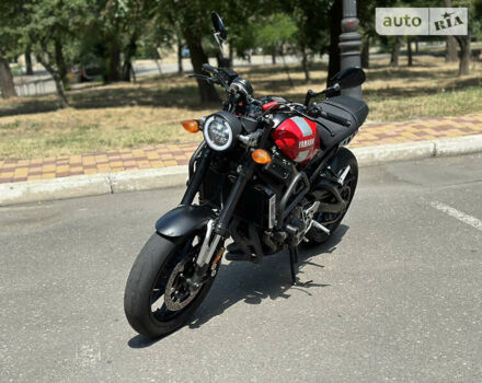 Ямаха XSR 2018 в Одессе на Automoto.ua Красный Ямаха XSR, объемом двигателя 0.9 л и пробегом 3 тыс. км за 10499 $, фото 24 на Automoto.ua