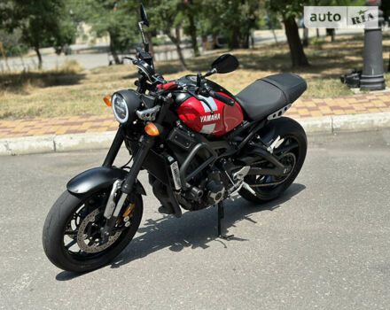 Ямаха XSR 2018 в Одессе на Automoto.ua Красный Ямаха XSR, объемом двигателя 0.9 л и пробегом 3 тыс. км за 10499 $, фото 23 на Automoto.ua