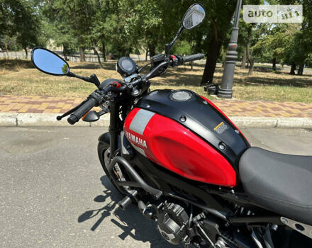 Ямаха XSR 2018 в Одессе на Automoto.ua Красный Ямаха XSR, объемом двигателя 0.9 л и пробегом 3 тыс. км за 10499 $, фото 34 на Automoto.ua