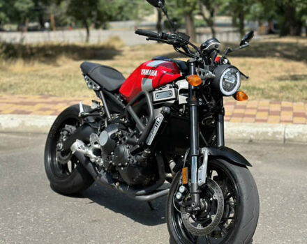 Ямаха XSR 2018 в Одессе на Automoto.ua Красный Ямаха XSR, объемом двигателя 0.9 л и пробегом 3 тыс. км за 10499 $, фото 2 на Automoto.ua