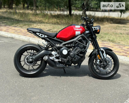Ямаха XSR 2018 в Одессе на Automoto.ua Красный Ямаха XSR, объемом двигателя 0.9 л и пробегом 3 тыс. км за 10499 $, фото 20 на Automoto.ua