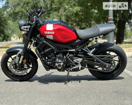 Ямаха XSR 2018 в Одессе на Automoto.ua Красный Ямаха XSR, объемом двигателя 0.9 л и пробегом 3 тыс. км за 10499 $, фото 28 на Automoto.ua