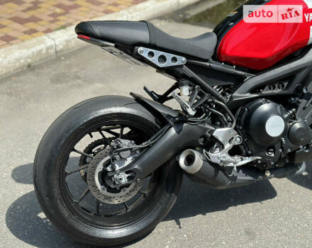 Ямаха XSR 2018 в Одессе на Automoto.ua Красный Ямаха XSR, объемом двигателя 0.9 л и пробегом 3 тыс. км за 10499 $, фото 11 на Automoto.ua