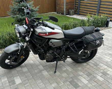Синий Ямаха XSR, объемом двигателя 0.7 л и пробегом 3 тыс. км за 8500 $, фото 1 на Automoto.ua