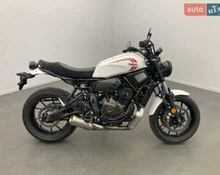 Белый Ямаха XSR 700, объемом двигателя 0 л и пробегом 1 тыс. км за 9959 $, фото 3 на Automoto.ua