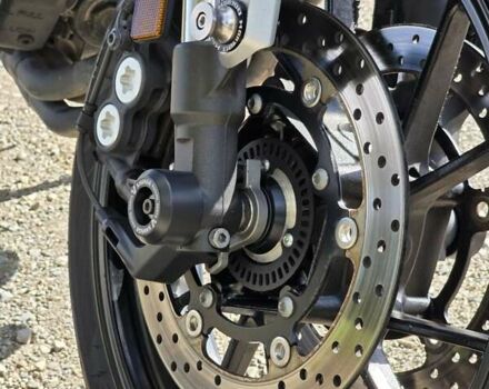 Черный Ямаха XSR 900, объемом двигателя 0.85 л и пробегом 8 тыс. км за 10000 $, фото 12 на Automoto.ua