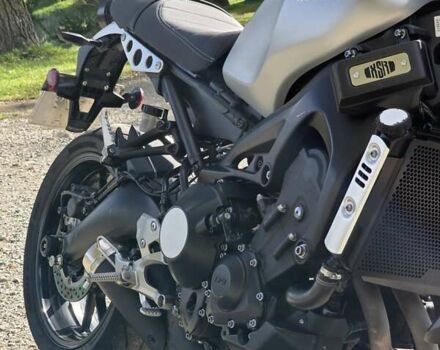 Черный Ямаха XSR 900, объемом двигателя 0.85 л и пробегом 8 тыс. км за 10000 $, фото 13 на Automoto.ua