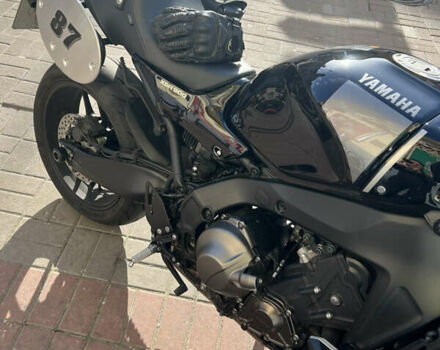 Черный Ямаха XSR 900, объемом двигателя 0.9 л и пробегом 4 тыс. км за 13500 $, фото 6 на Automoto.ua