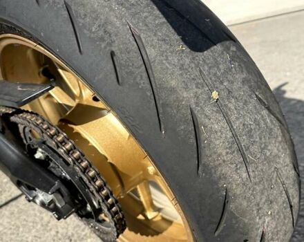 Красный Ямаха XSR 900, объемом двигателя 0.85 л и пробегом 4 тыс. км за 11000 $, фото 1 на Automoto.ua
