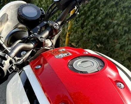 Красный Ямаха XSR 900, объемом двигателя 0.85 л и пробегом 4 тыс. км за 11000 $, фото 3 на Automoto.ua