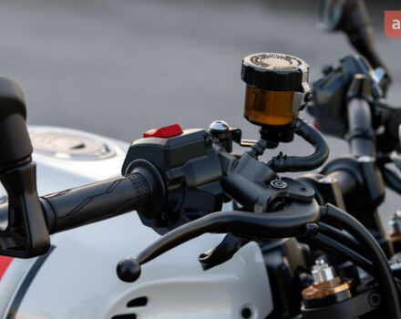 Ямаха XSR 900, объемом двигателя 0.89 л и пробегом 0 тыс. км за 15157 $, фото 4 на Automoto.ua