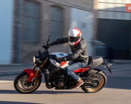 Ямаха XSR 900, объемом двигателя 0.89 л и пробегом 0 тыс. км за 14569 $, фото 9 на Automoto.ua