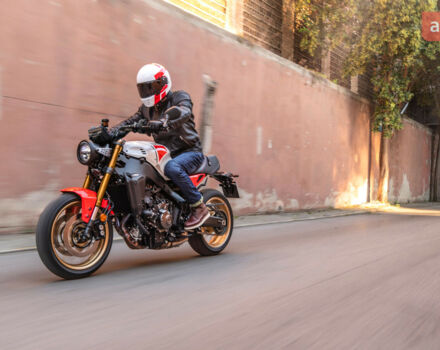 Ямаха XSR 900, объемом двигателя 0.89 л и пробегом 0 тыс. км за 14569 $, фото 8 на Automoto.ua
