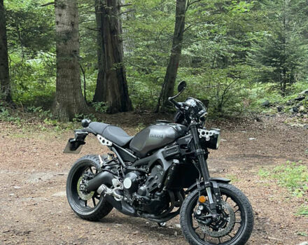 Серый Ямаха XSR 900, объемом двигателя 0.85 л и пробегом 19 тыс. км за 10629 $, фото 3 на Automoto.ua