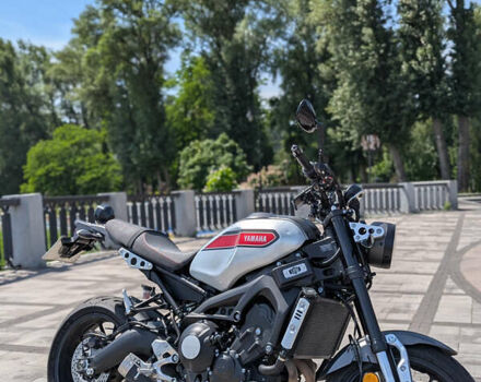 Серый Ямаха XSR 900, объемом двигателя 0.85 л и пробегом 19 тыс. км за 10500 $, фото 1 на Automoto.ua