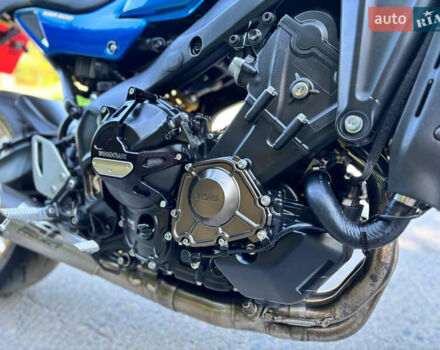 Синий Ямаха XSR 900, объемом двигателя 0.9 л и пробегом 13 тыс. км за 11700 $, фото 16 на Automoto.ua
