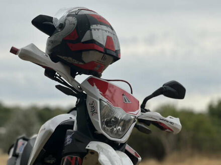 Ямаха XT 660 2008 в Новой Одессе на Automoto.ua Белый Ямаха XT 660, объемом двигателя 0.66 л и пробегом 33 тыс. км за 3300 $, фото 1 на Automoto.ua