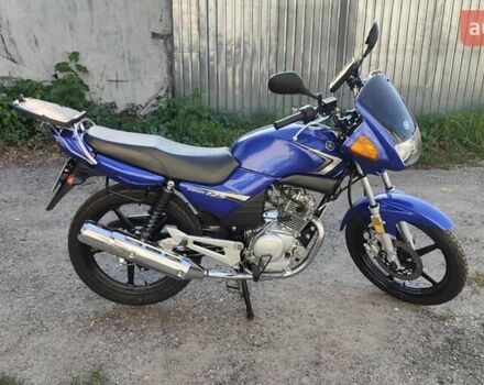 Серый Ямаха YBR125, объемом двигателя 0.12 л и пробегом 5 тыс. км за 1600 $, фото 3 на Automoto.ua
