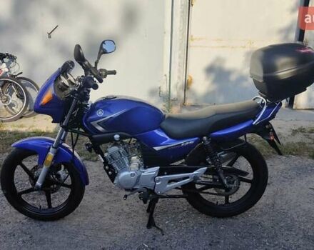 Серый Ямаха YBR125, объемом двигателя 0.12 л и пробегом 5 тыс. км за 1600 $, фото 2 на Automoto.ua