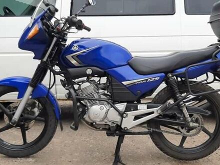 Ямаха YBR125 2013 в Шостке на Automoto.ua Синий Ямаха YBR125, объемом двигателя 0.13 л и пробегом 47 тыс. км за 1400 $, фото 1 на Automoto.ua
