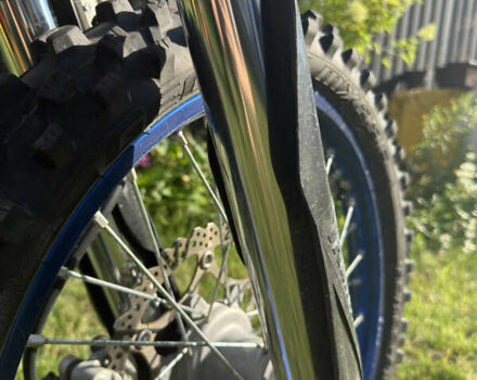 Ямаха YZ 450F, объемом двигателя 0.45 л и пробегом 57 тыс. км за 6500 $, фото 14 на Automoto.ua