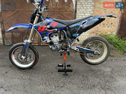 Ямаха YZ 450F 2005 в Виннице на Automoto.ua Ямаха YZ 450F, объемом двигателя 0.45 л и пробегом 1 тыс. км за 2400 $, фото 1 на Automoto.ua