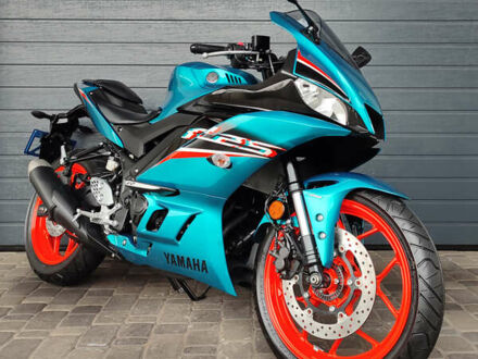 Ямаха YZF-R25 2021 в Белой Церкве на Automoto.ua Синий Ямаха YZF-R25, объемом двигателя 0.25 л и пробегом 4 тыс. км за 4800 $, фото 1 на Automoto.ua