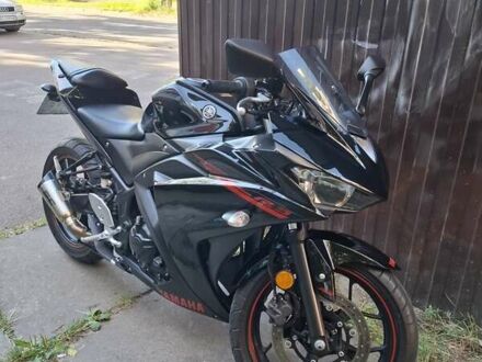 Ямаха YZF-R3 2015 в Киеве на Automoto.ua Черный Ямаха YZF-R3, объемом двигателя 0 л и пробегом 23 тыс. км за 4000 $, фото 1 на Automoto.ua