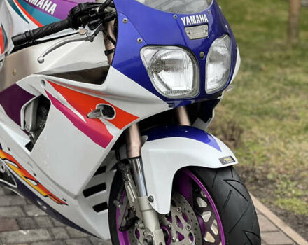 Белый Ямаха YZF 750R, объемом двигателя 0.75 л и пробегом 20 тыс. км за 3150 $, фото 45 на Automoto.ua